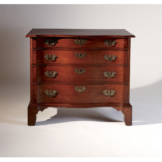 Liverant Lincoln Benjamin General mahogany chest